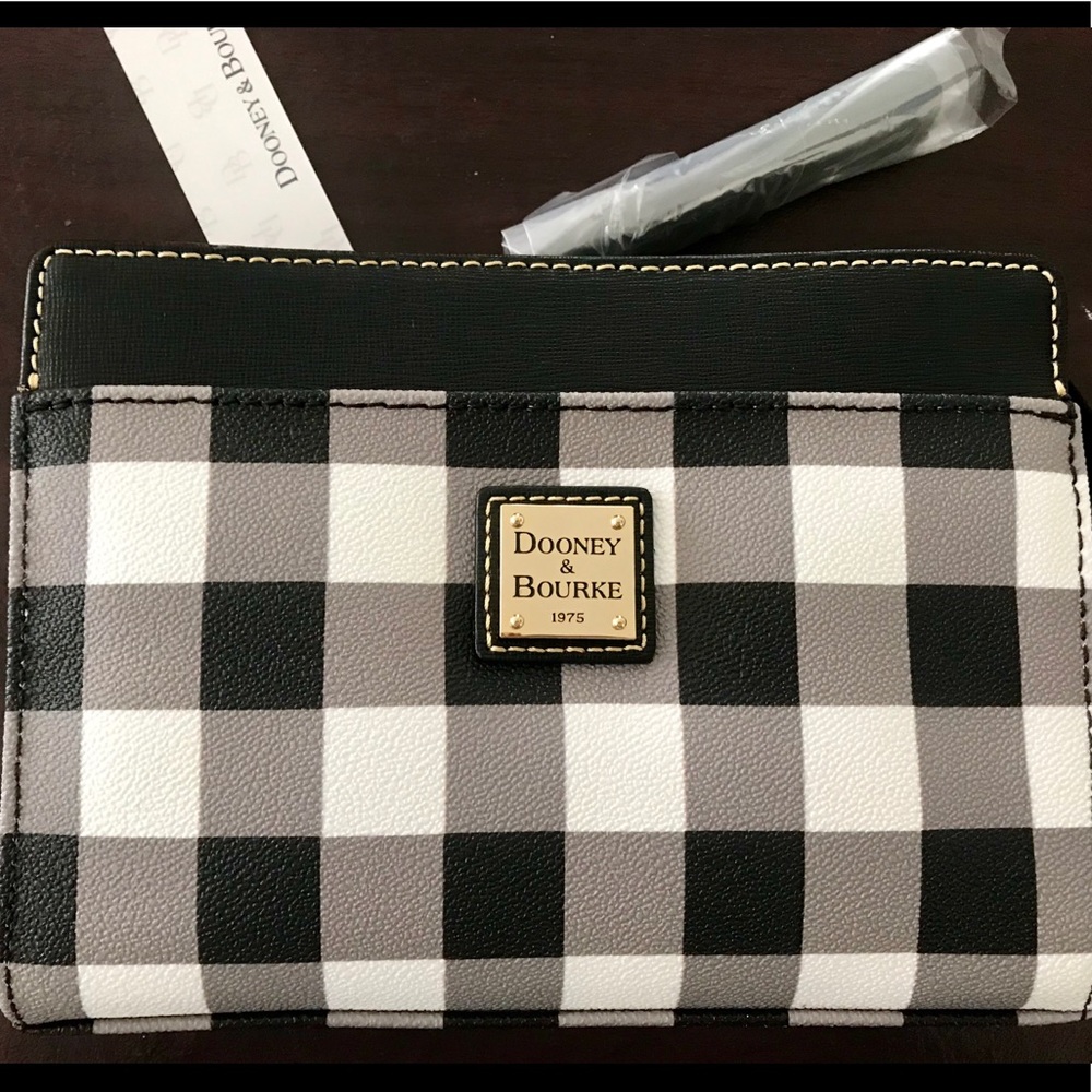 Dooney & Bourke Crossbody